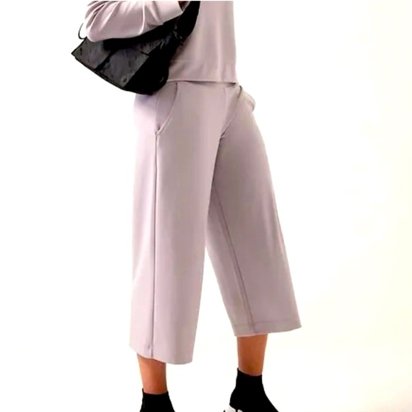 Athleta Seasoft Wide Leg Crop Pants Purple Gray XL - Picture 1 of 7